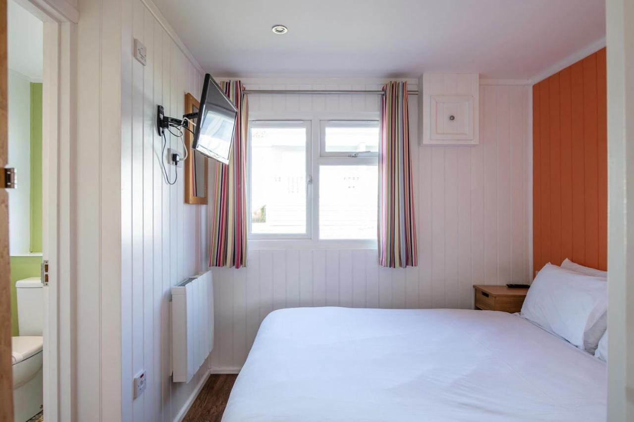 Whitecliff Bay Holiday Park Bembridge Esterno foto