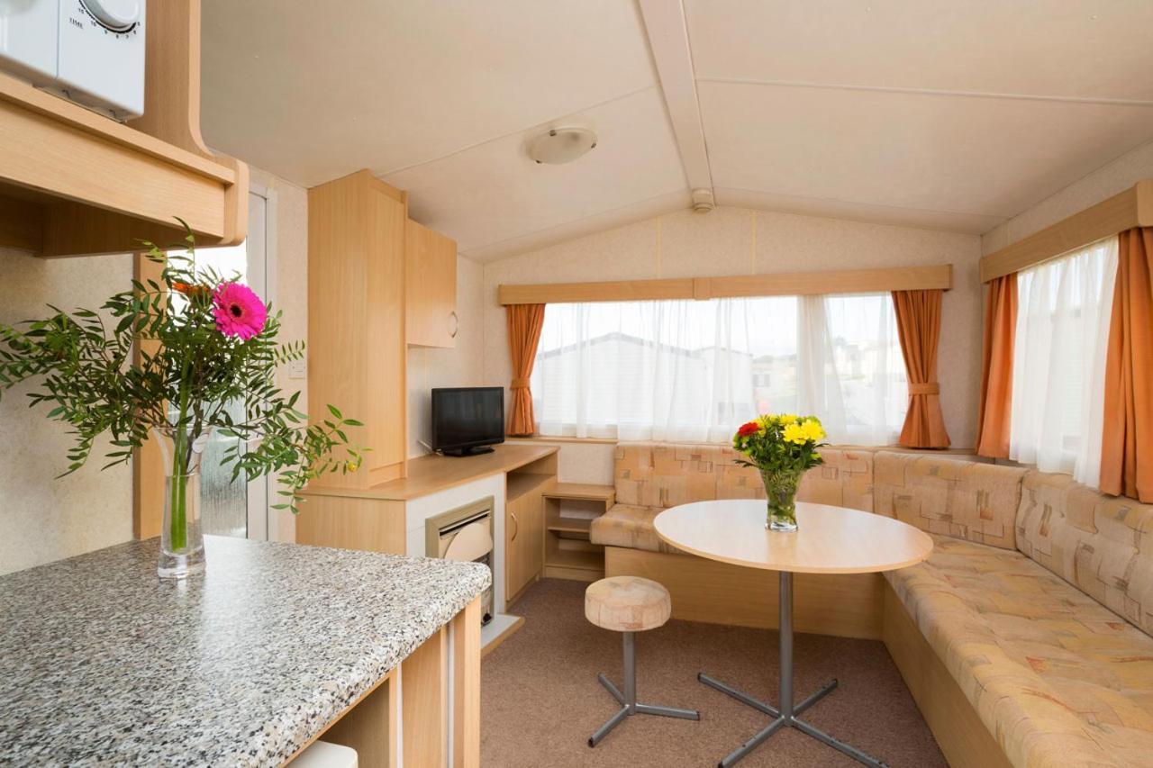 Whitecliff Bay Holiday Park Bembridge Esterno foto