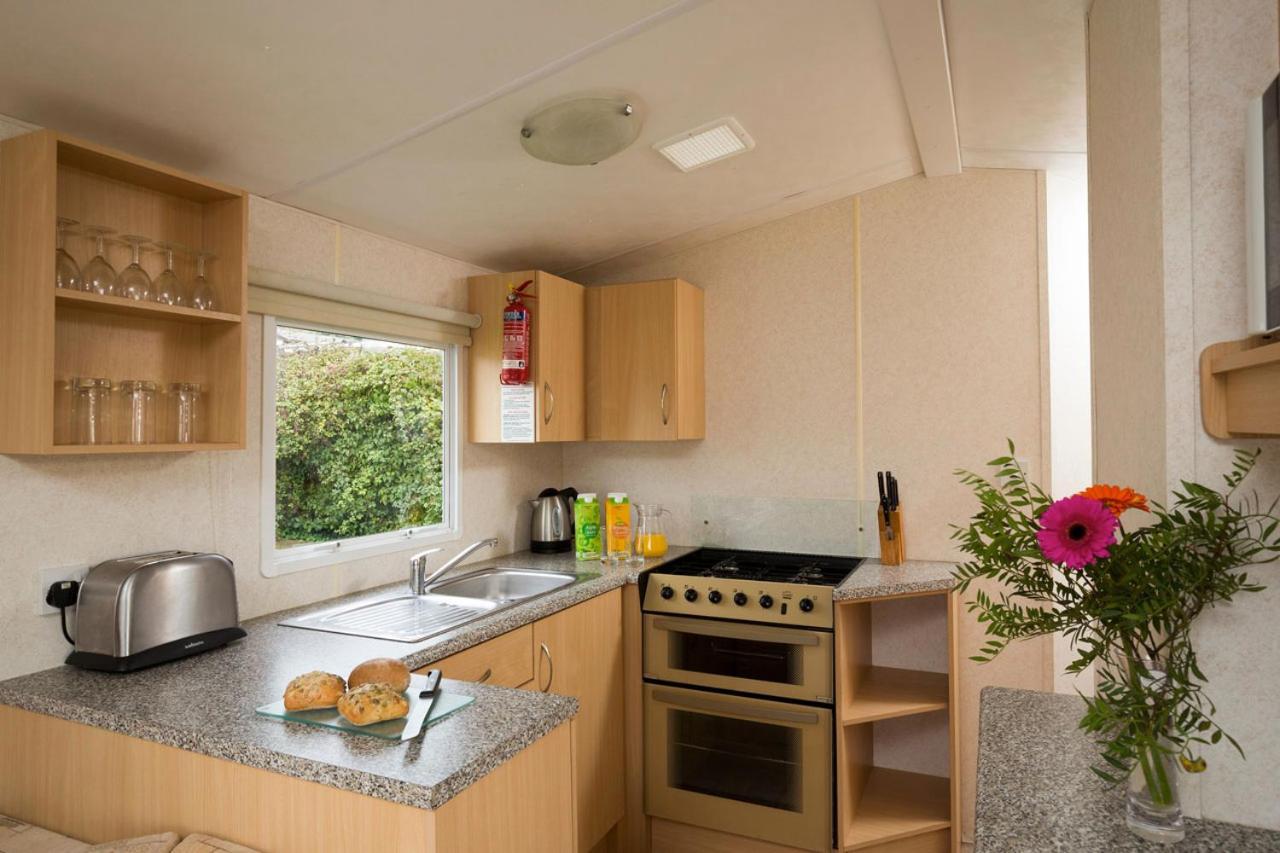 Whitecliff Bay Holiday Park Bembridge Esterno foto