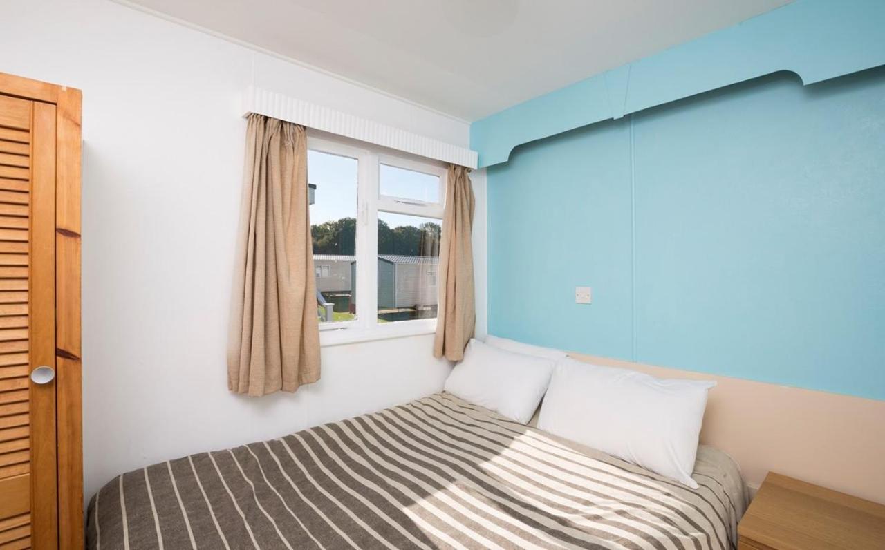 Whitecliff Bay Holiday Park Bembridge Esterno foto