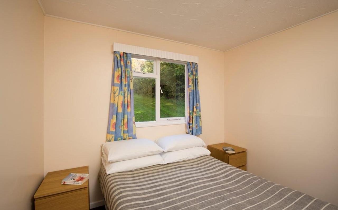 Whitecliff Bay Holiday Park Bembridge Esterno foto