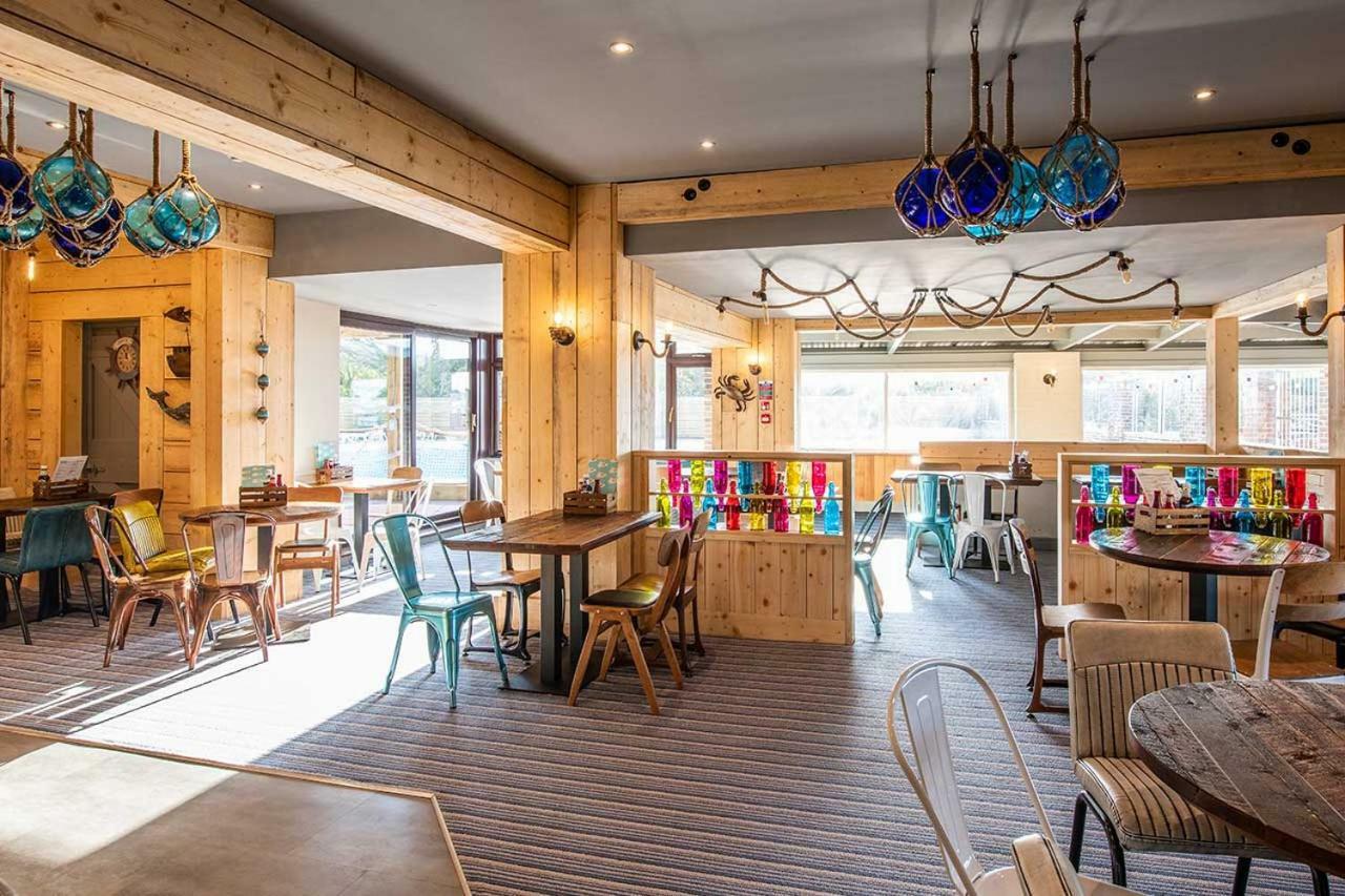 Whitecliff Bay Holiday Park Bembridge Esterno foto
