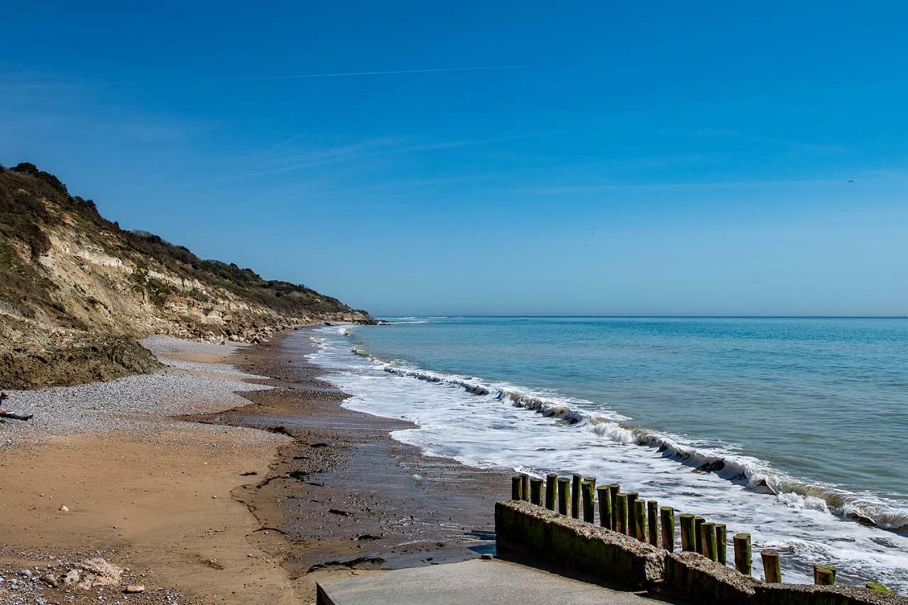 Whitecliff Bay Holiday Park Bembridge Esterno foto