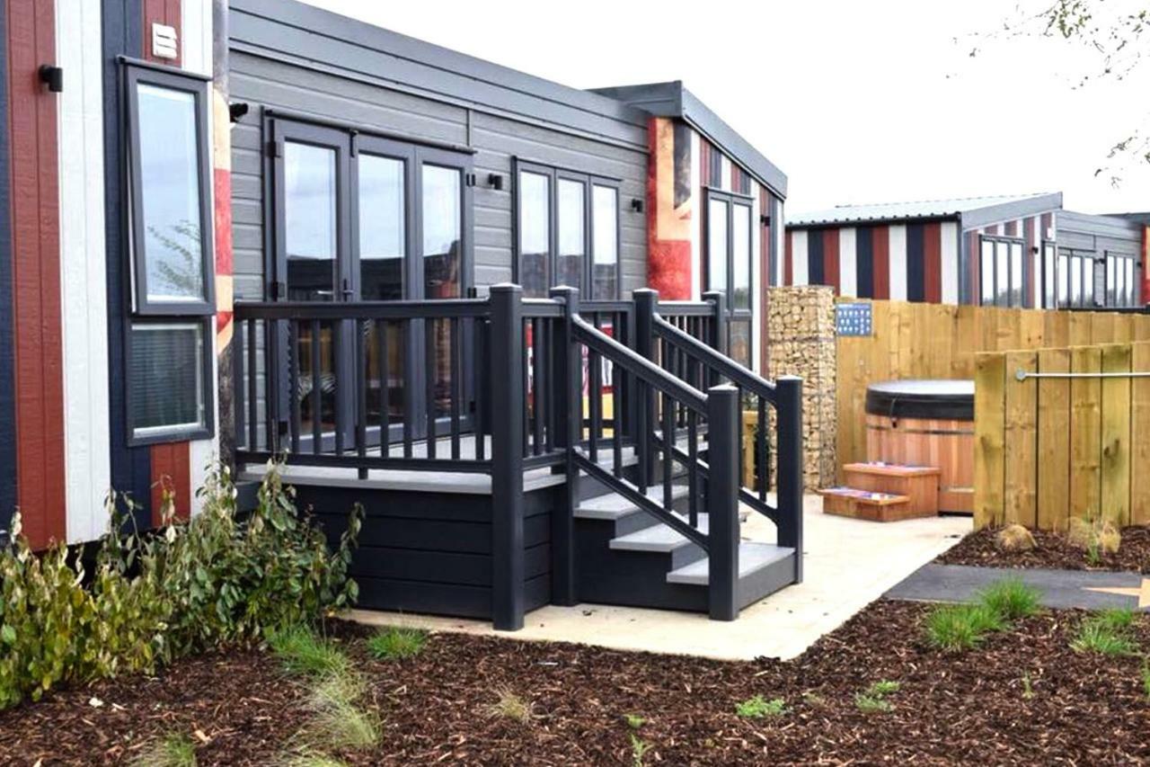 Whitecliff Bay Holiday Park Bembridge Esterno foto