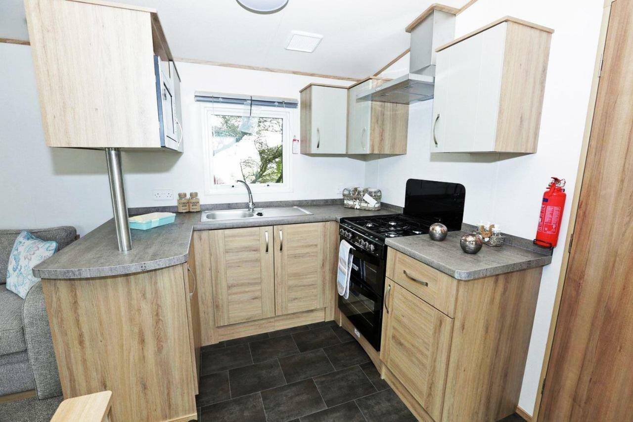 Whitecliff Bay Holiday Park Bembridge Esterno foto